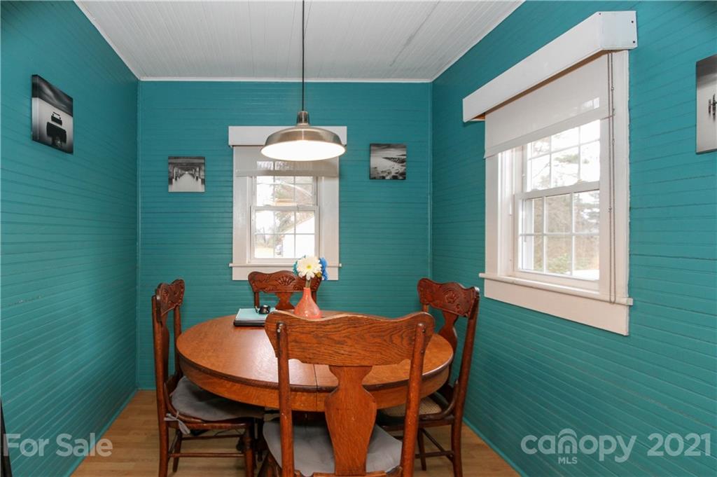 904 3rd Street Southeast Conover, NC 28613 - Photo 8 of 30 Gallery Image 8
