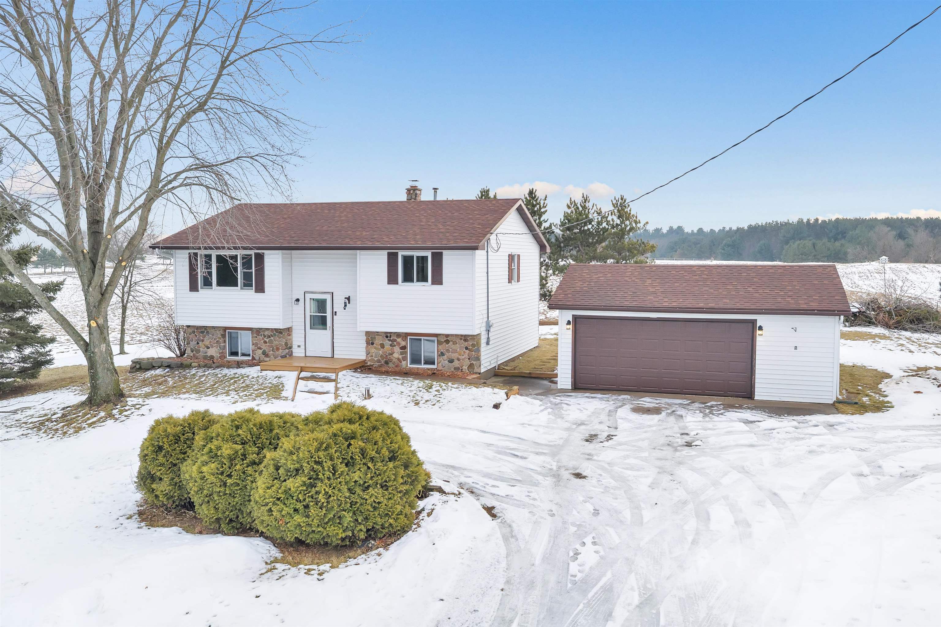 E3249 Bags Hill Road Waupaca, WI 54981 - Photo 25 of 37