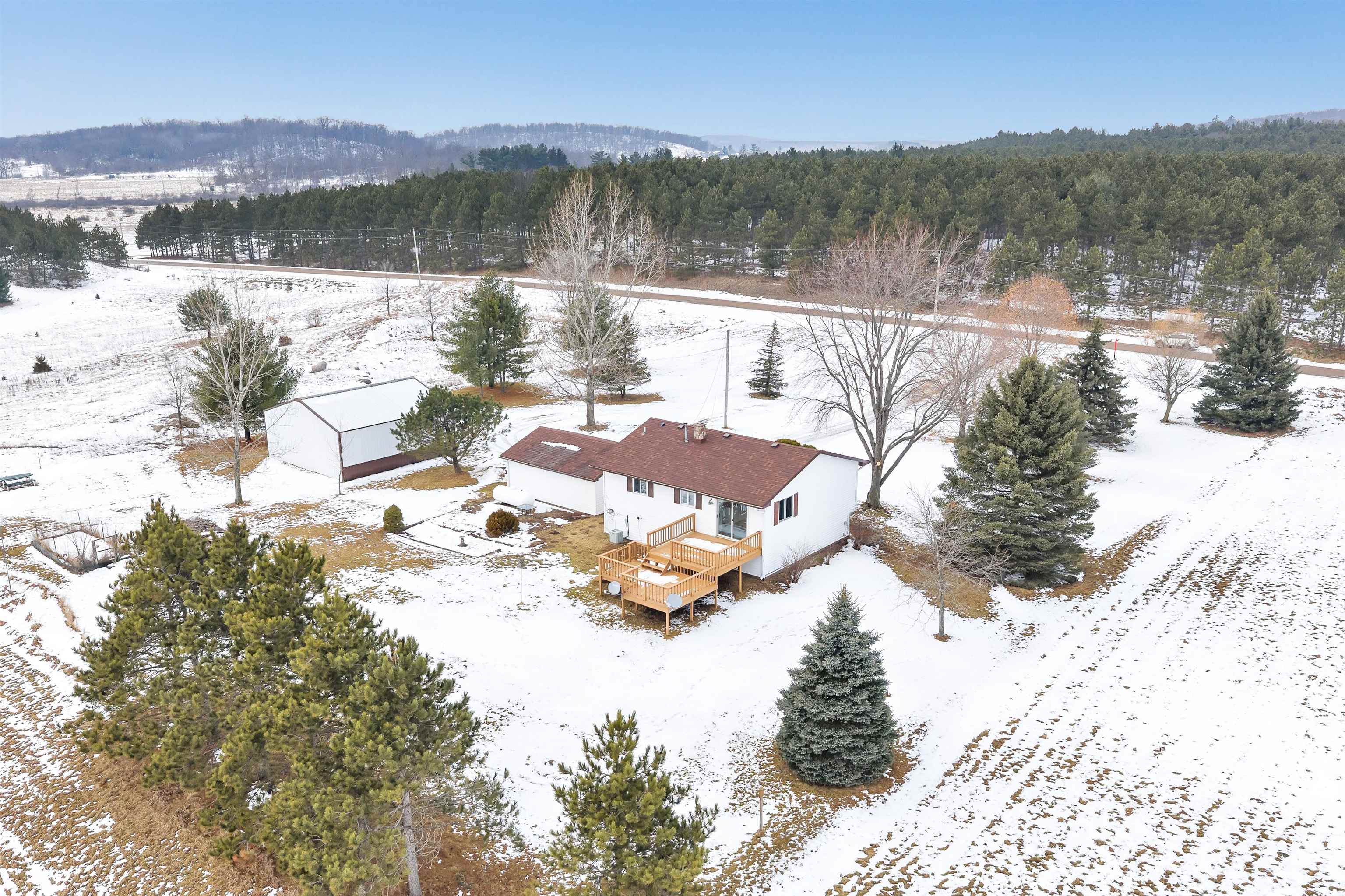 E3249 Bags Hill Road Waupaca, WI 54981 - Photo 4 of 37