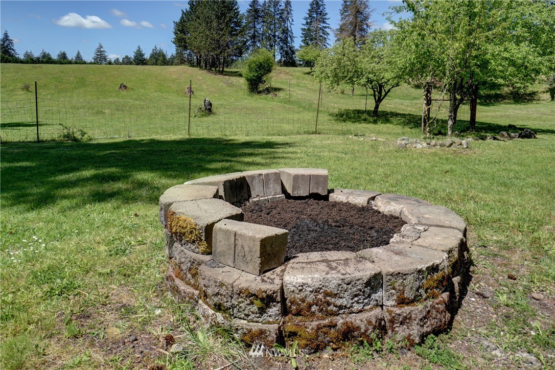 2640 West Fish Hatchery Road Elma, WA 98541 - Photo 16 of 25 Gallery Image 16