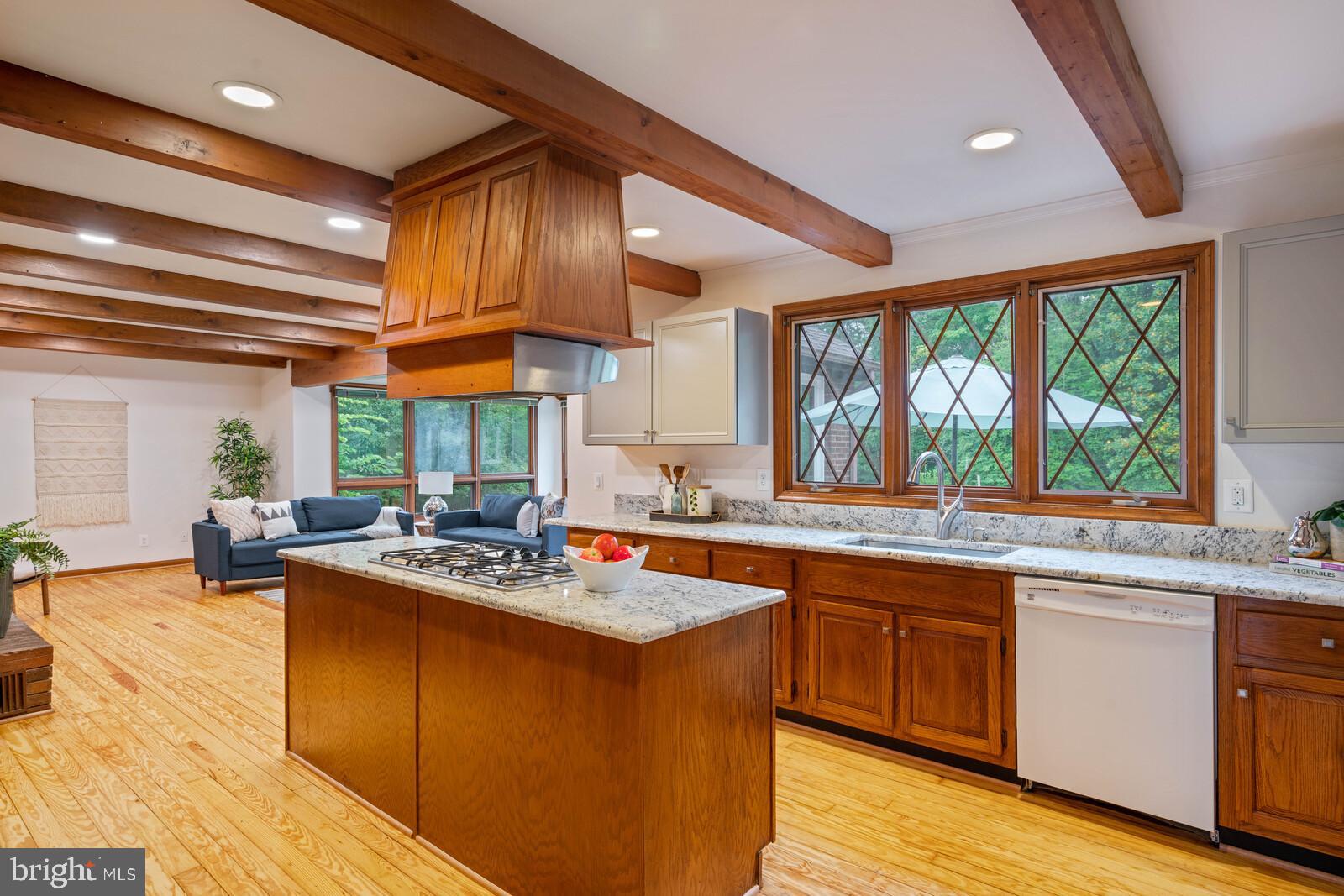 650 Courthouse Road Stafford, VA 22554 - Photo 19 of 57 Kitchen