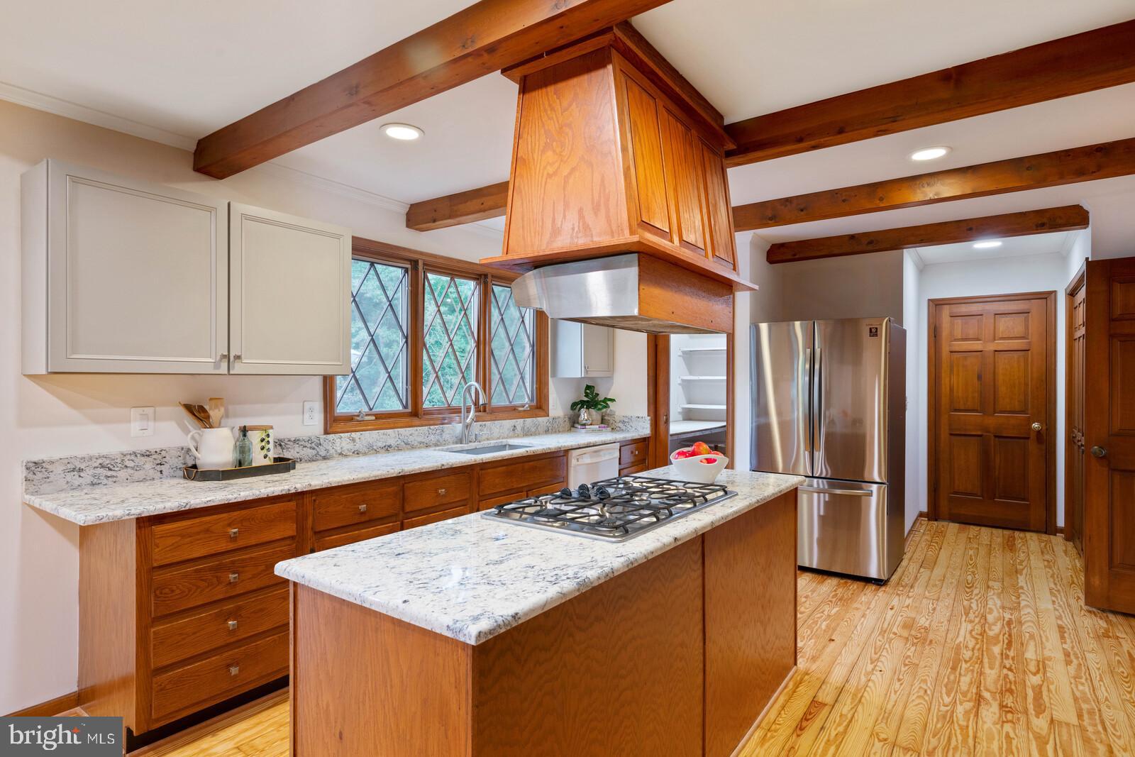 650 Courthouse Road Stafford, VA 22554 - Photo 22 of 57 Kitchen