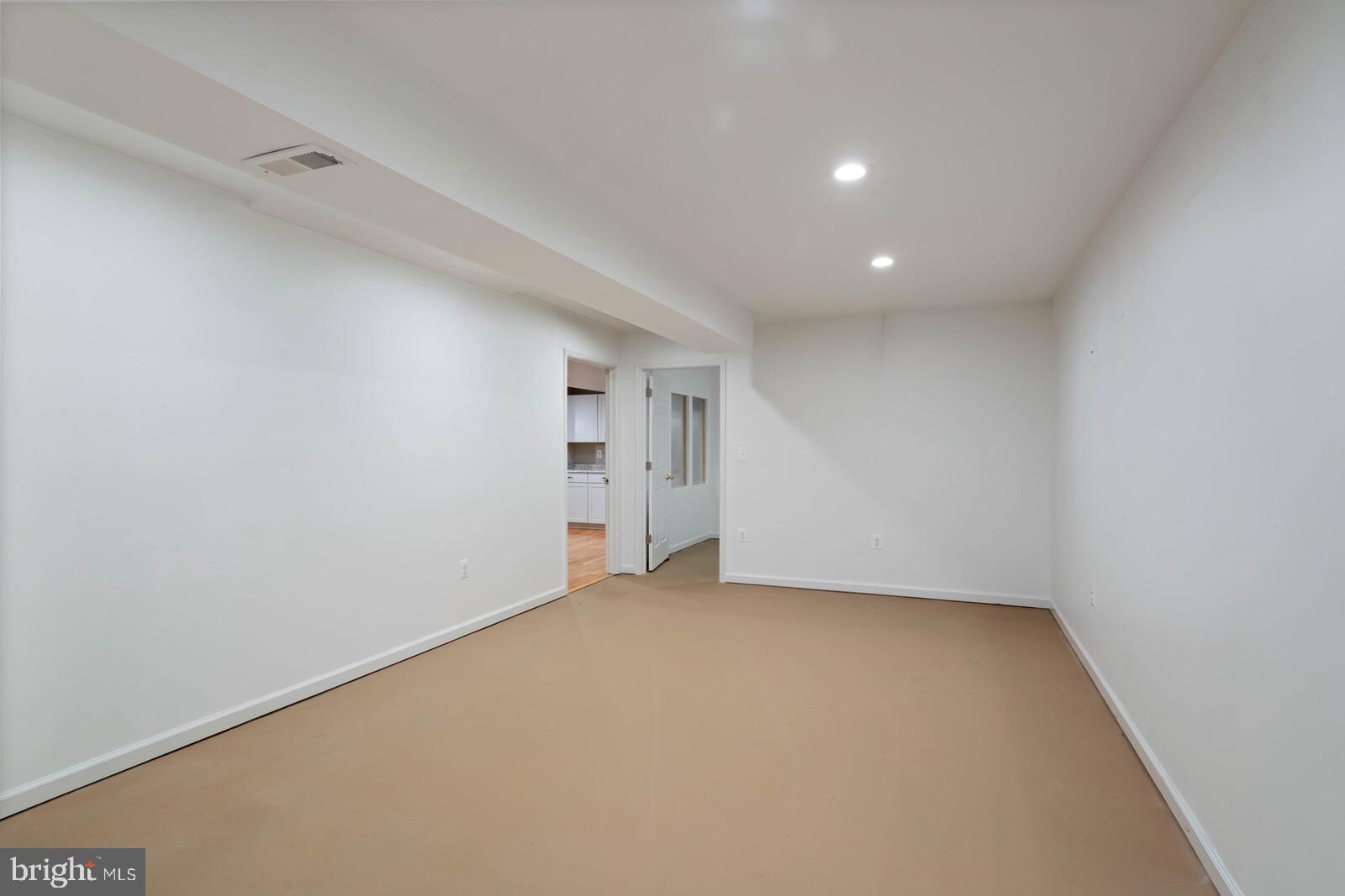 650 Courthouse Road Stafford, VA 22554 - Photo 40 of 57 Hobby Room