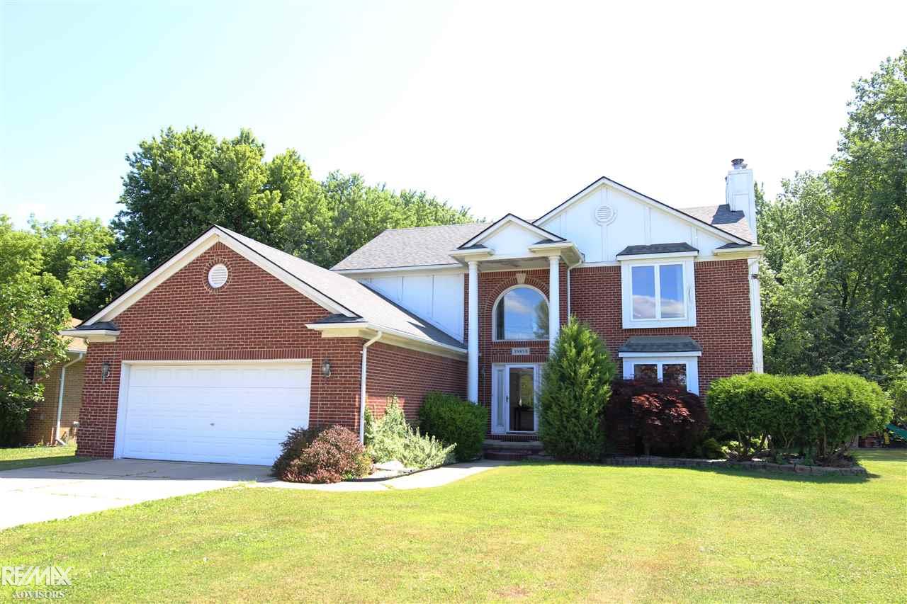 39858 Dequindre Road Sterling Heights, MI 48310 - Photo 1 of 16 31397457.JPG