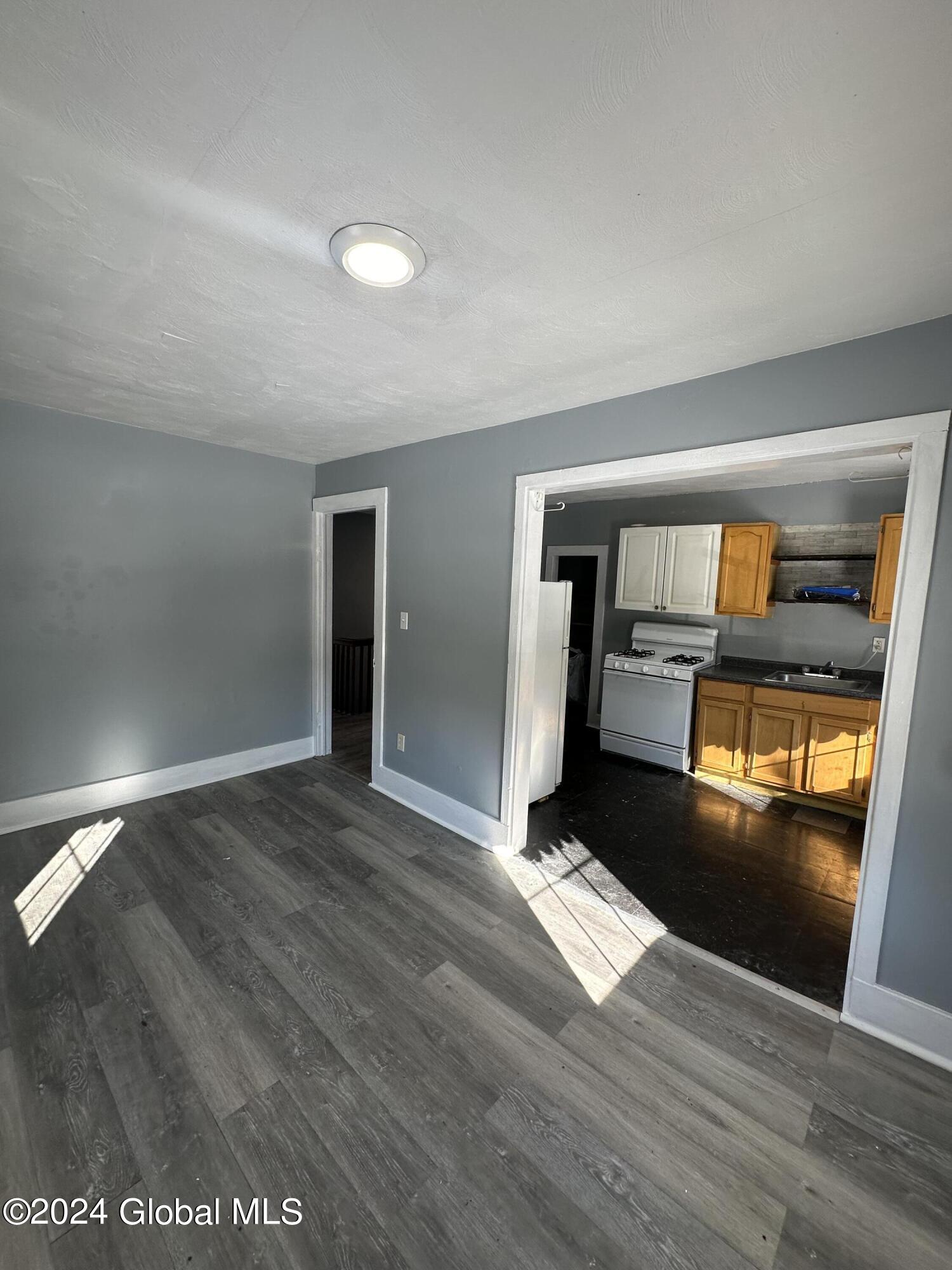 586 Old Rte 23, Unit 4 Cairo, NY 12405 - Photo 5 of 10 IMG_4248