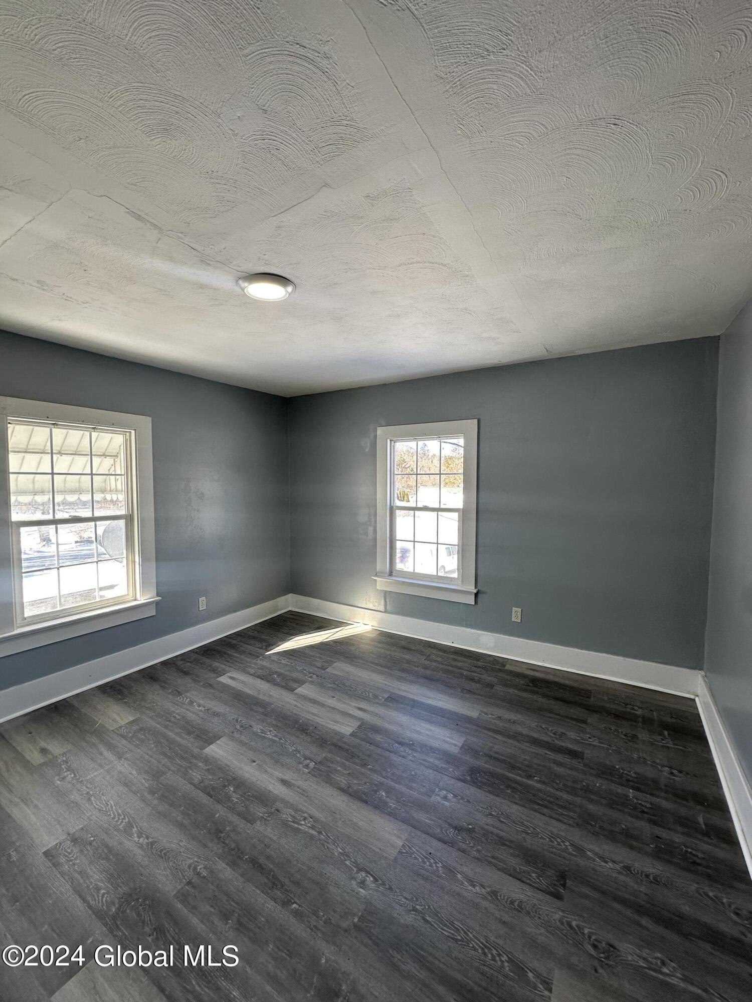 586 Old Rte 23, Unit 4 Cairo, NY 12405 - Photo 8 of 10 IMG_4245