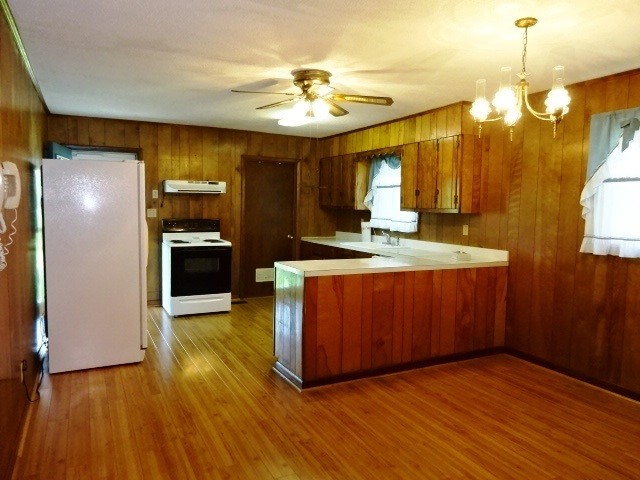274 Samples Chapel Road Southeast Cleveland, TN 37323 - Photo 8 of 39 a kitchen with stainless steel appliances granite countertop a sink a oven and a refrigerator