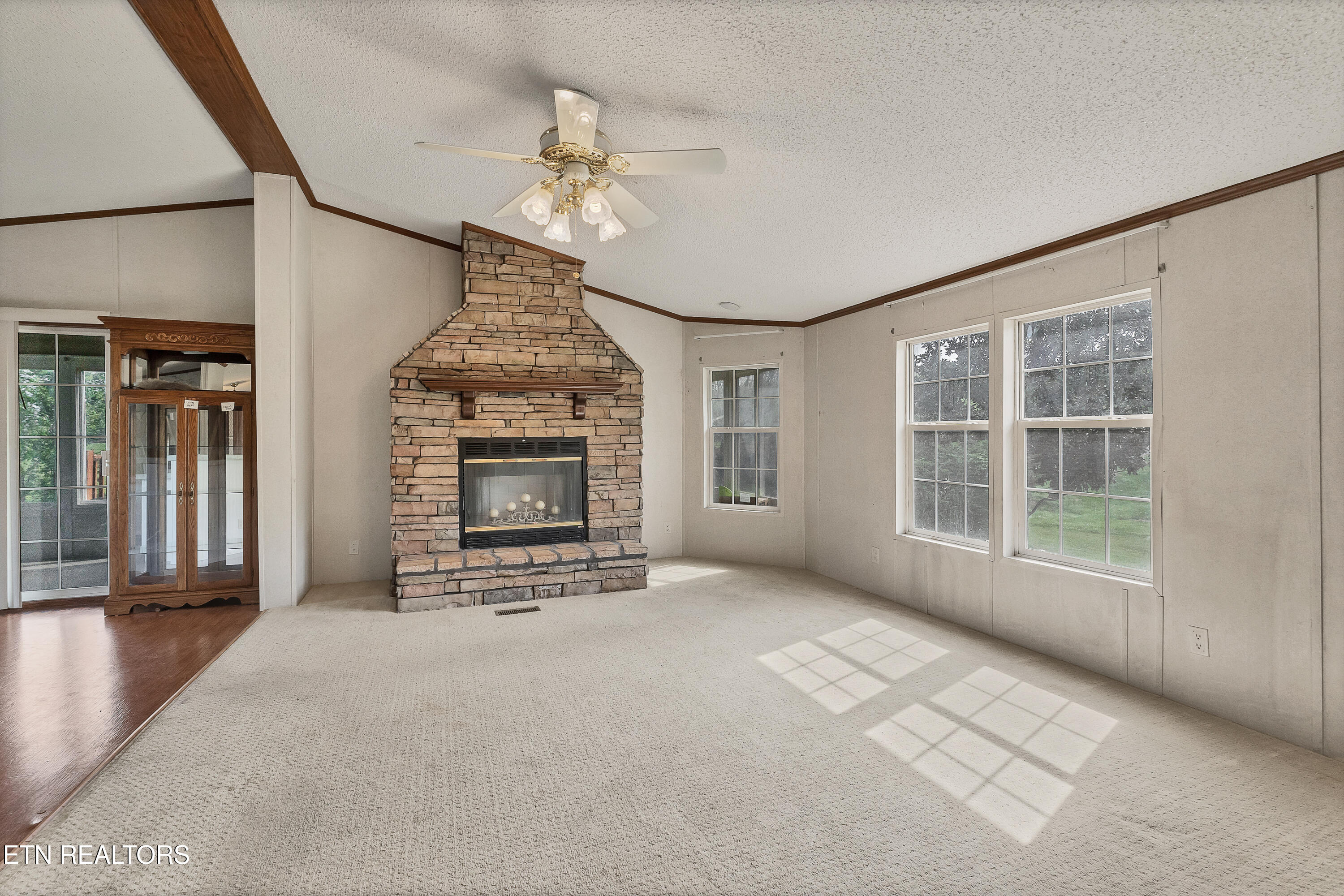 335 Keeble Road Maryville, TN 37804 - Photo 8 of 29 DSC09777