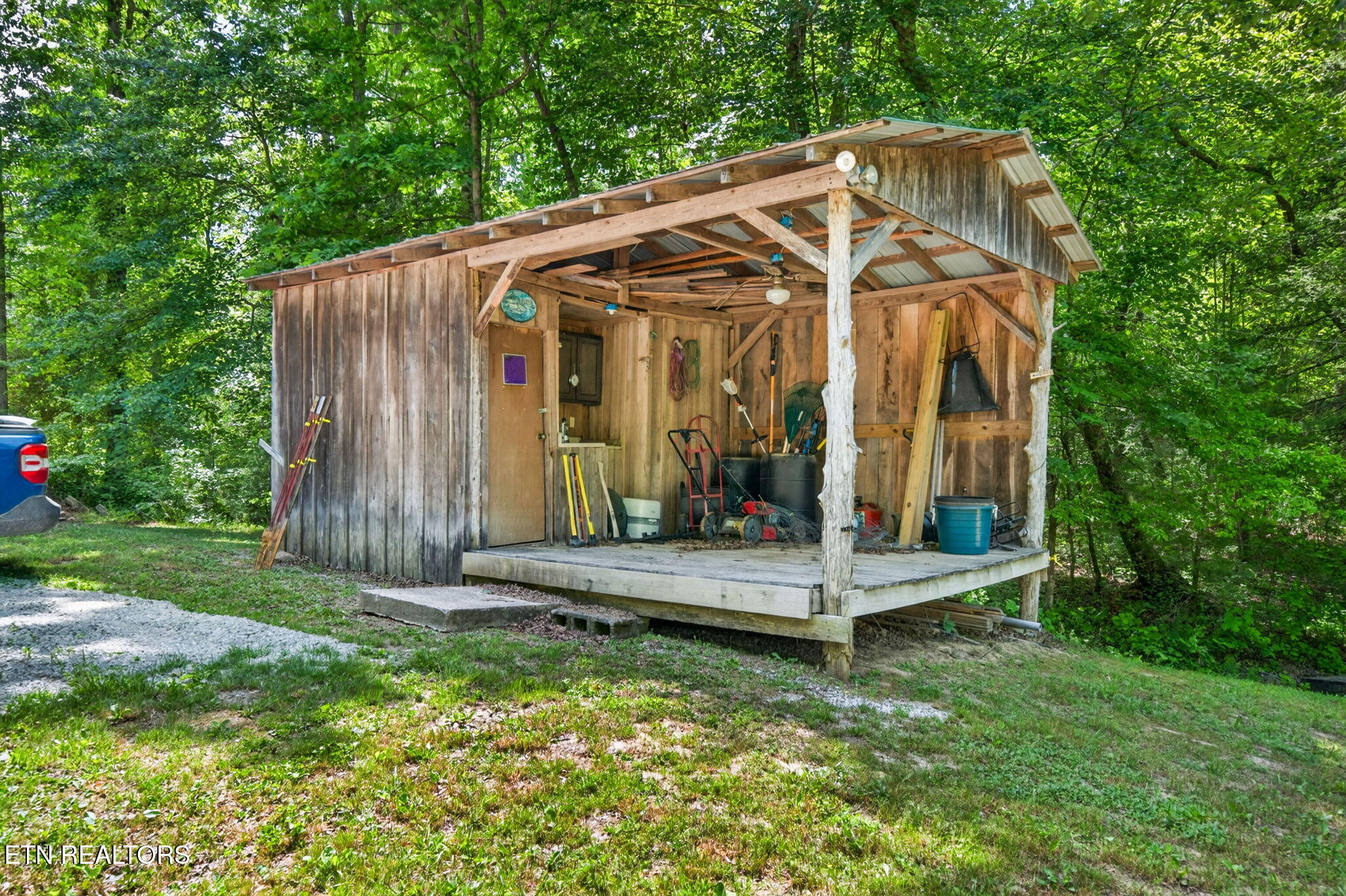 4912 Honey Creek Loop Road Allardt, TN 38504 - Photo 11 of 49 10-web-or-mls-4912 Honey Creek Loop Rd_0