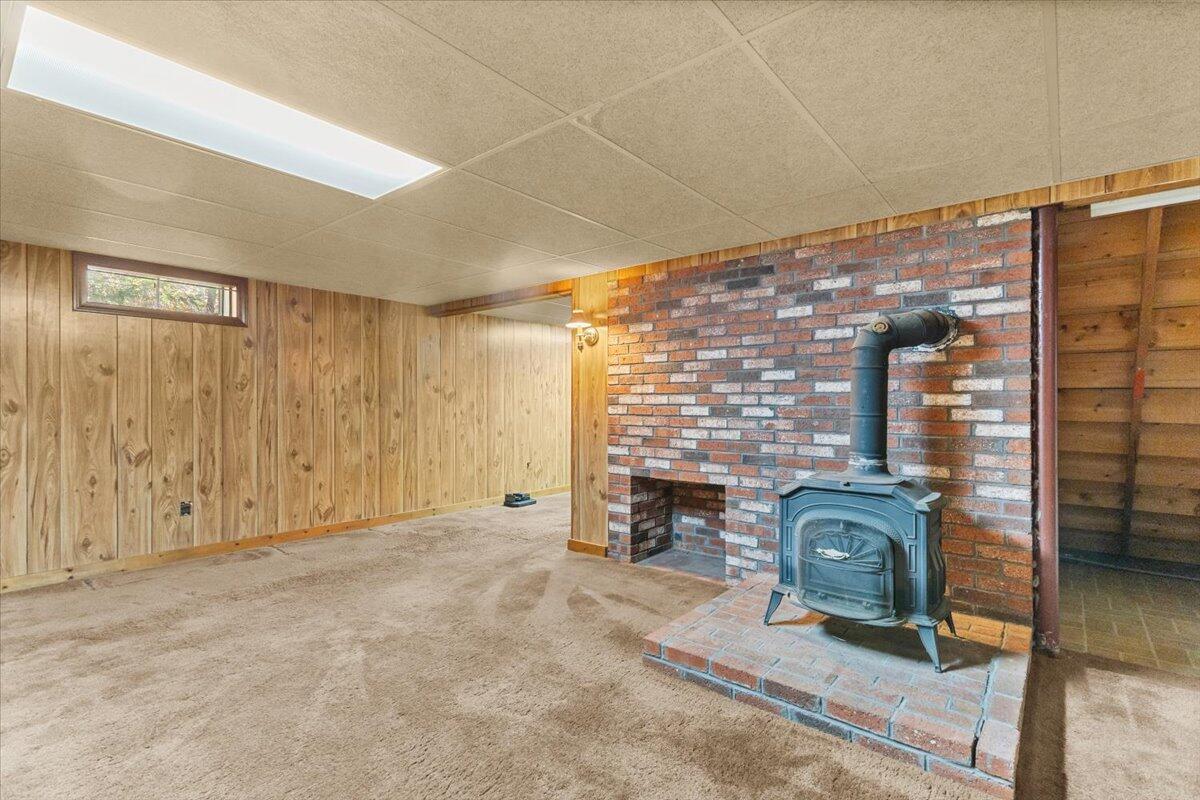 515 County Road Pocasset, MA 02559 - Photo 45 of 66 a view of an empty room and fire place