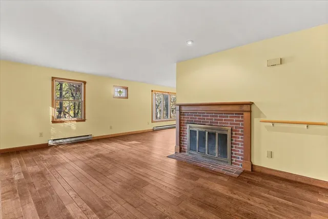 $749,000 | 515 County Road, Pocasset, MA 02559