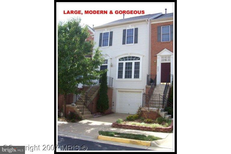 6692 Debra Lu Way Springfield, VA 22150 - Photo 1 of 25 Exterior (Main)