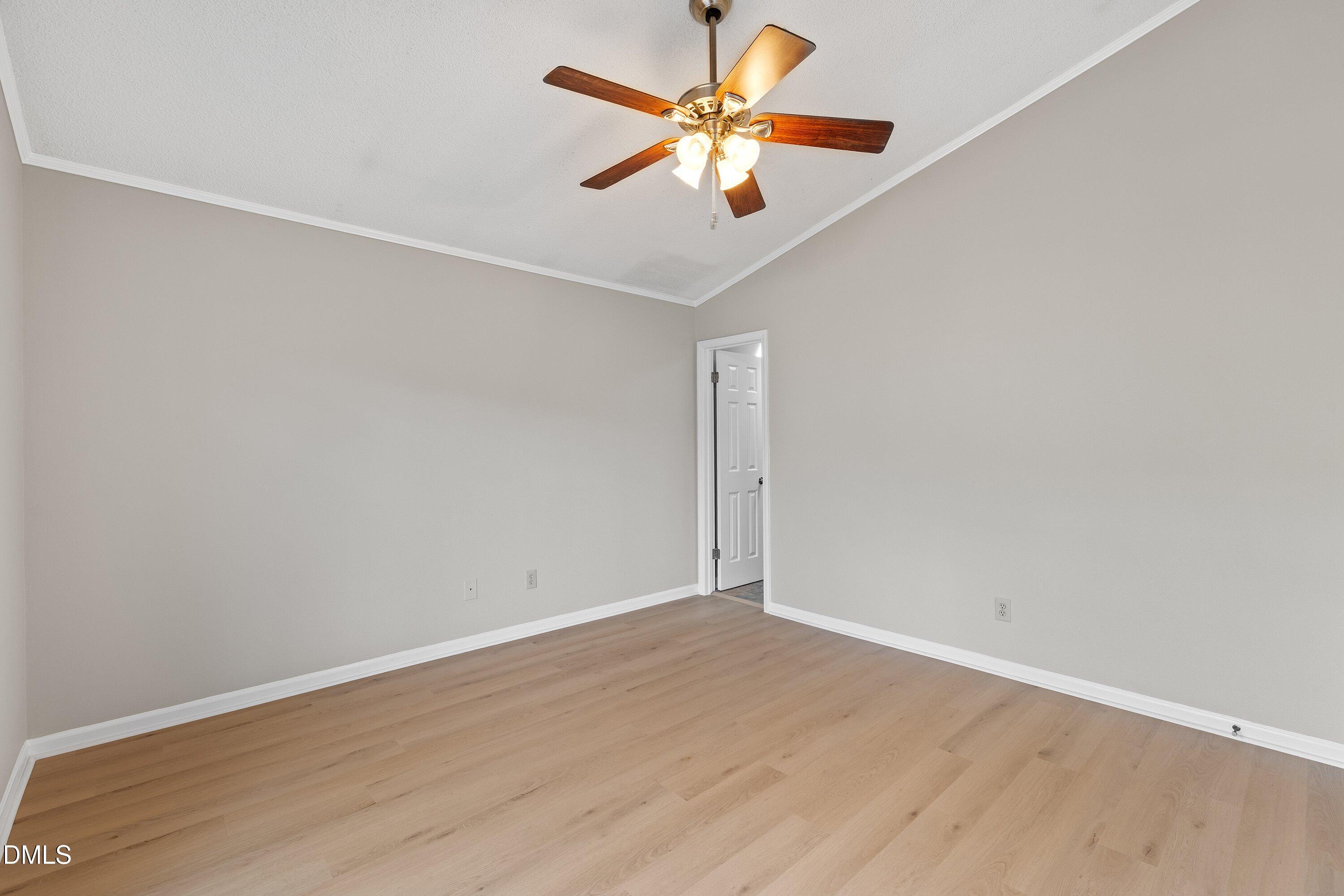 202 Beechtree Drive Cary, NC 27513 - Photo 22 of 30 27-202 Beechtree Dr _3546