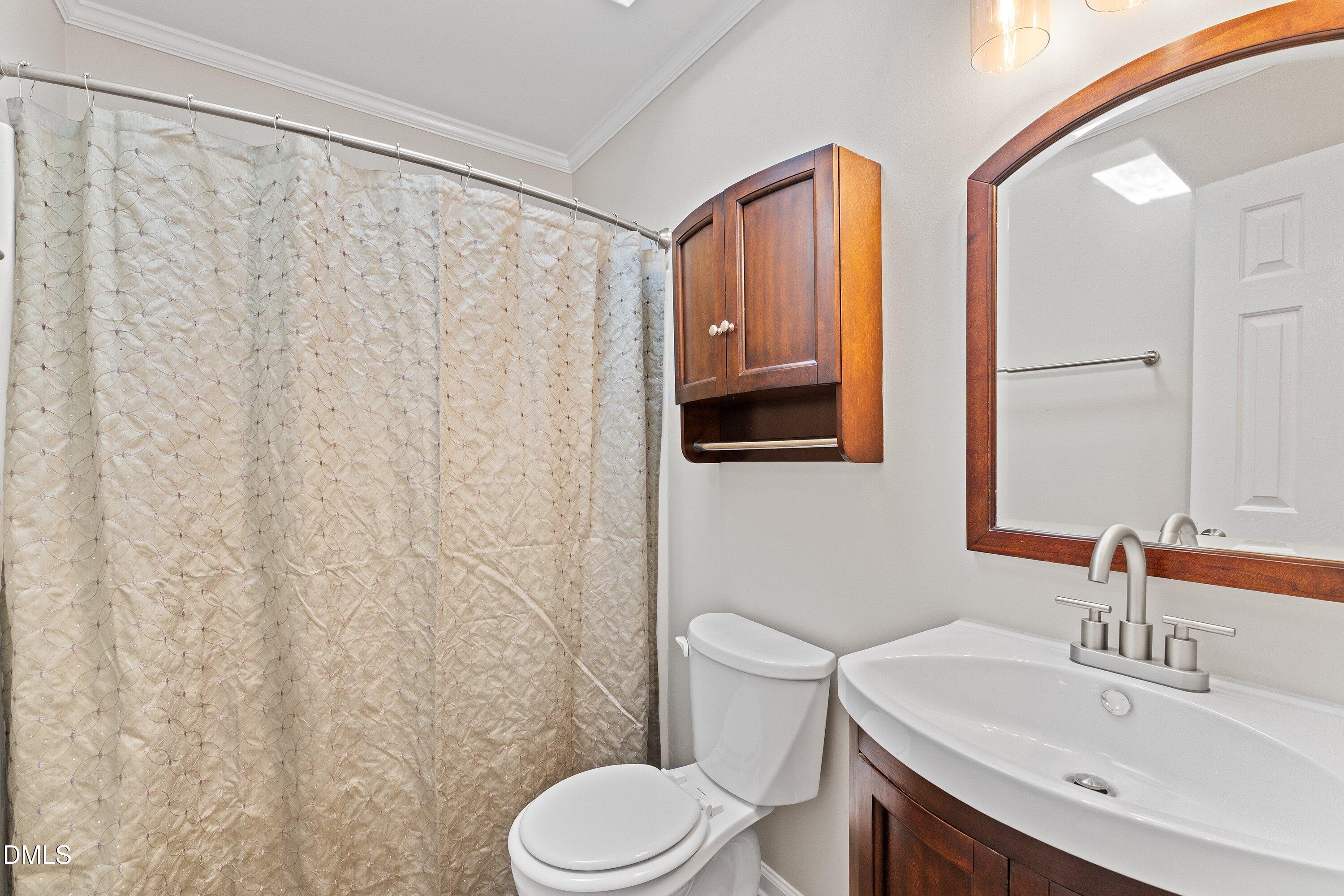 202 Beechtree Drive Cary, NC 27513 - Photo 25 of 30 30-202 Beechtree Dr _3561