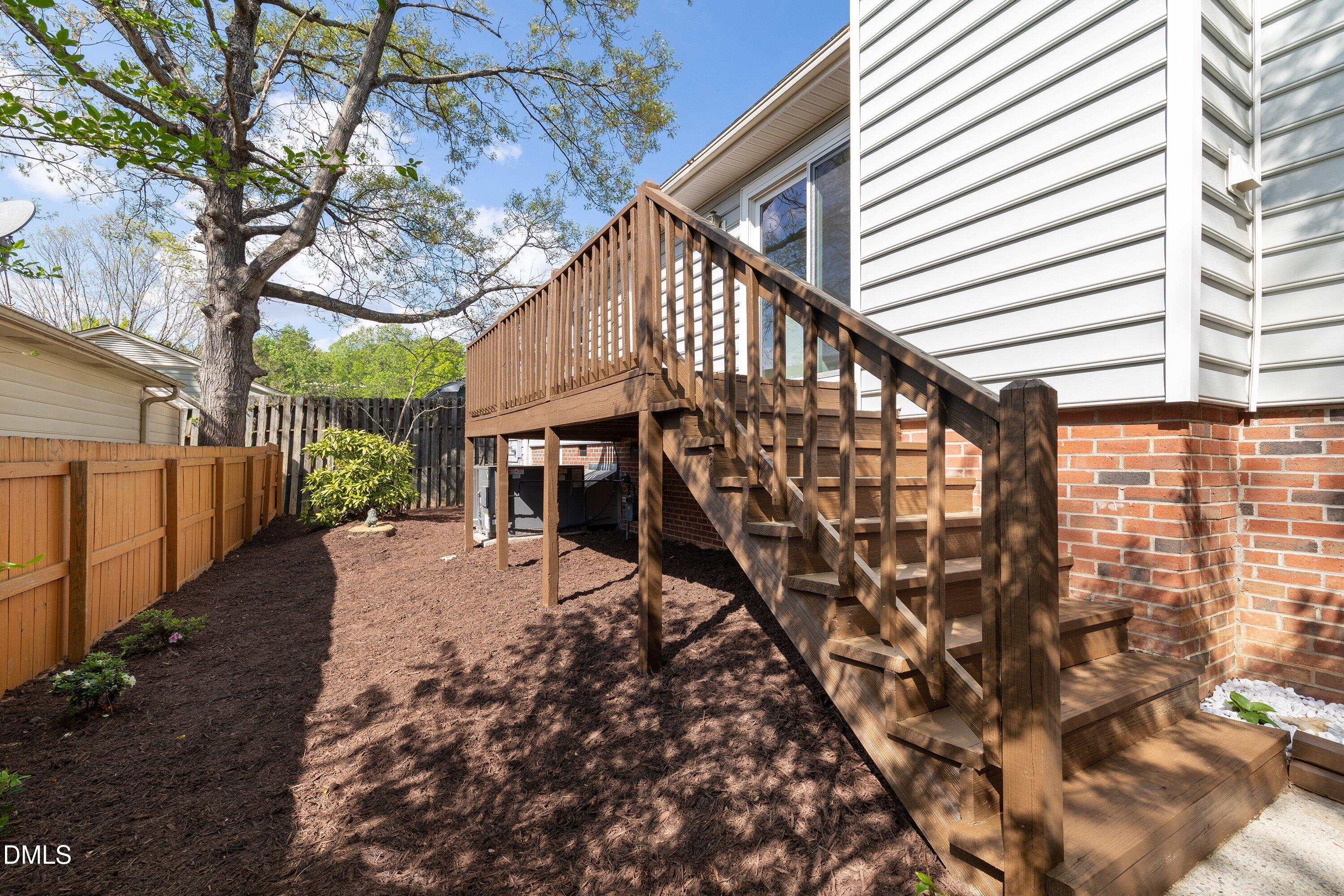 202 Beechtree Drive Cary, NC 27513 - Photo 26 of 30 33-202 Beechtree Dr _3569