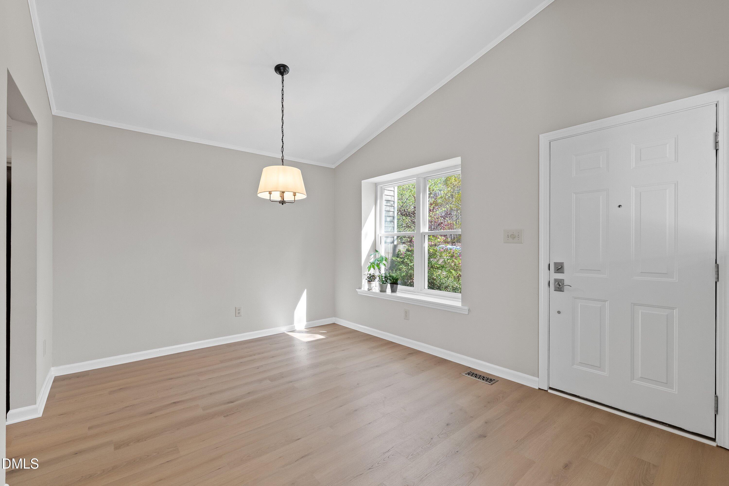 202 Beechtree Drive Cary, NC 27513 - Photo 5 of 30 07-202 Beechtree Dr _3446