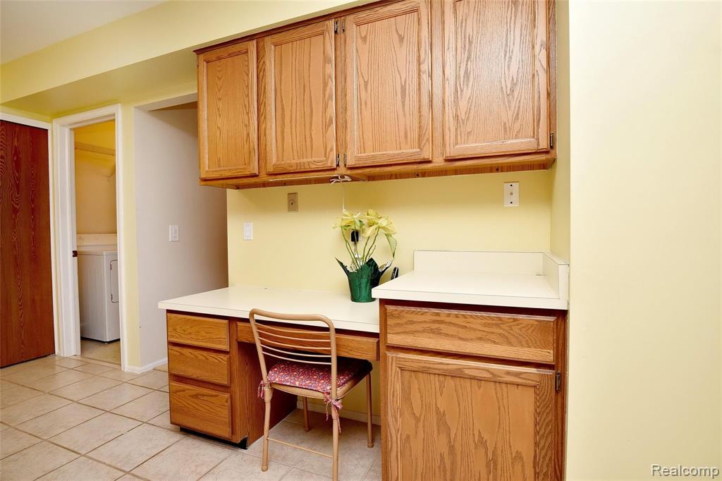 27800 Evergreen Road Southfield, MI 48076 - Photo 8 of 19