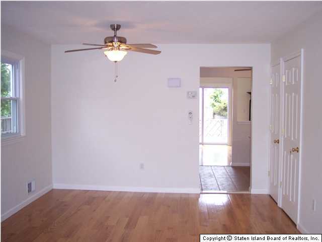537 Riga Street Staten Island, NY 10306 - Photo 4 of 15 Additional Photo