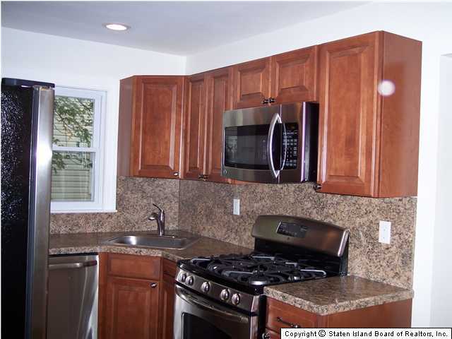 537 Riga Street Staten Island, NY 10306 - Photo 5 of 15 Additional Photo