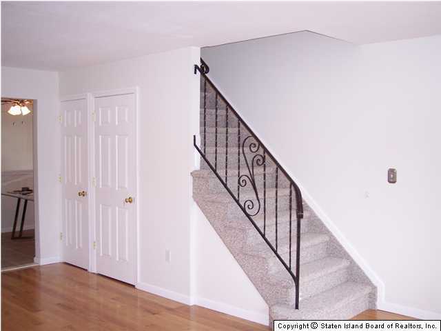 537 Riga Street Staten Island, NY 10306 - Photo 8 of 15 Additional Photo