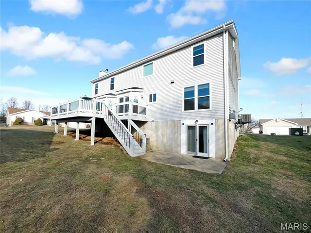 $402,000 | 3 Royallbend Court, O'Fallon, MO 63368