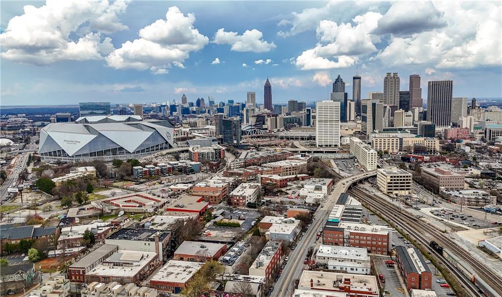 761 Formwalt Street Southwest Atlanta, GA 30315 - Photo 4 of 16