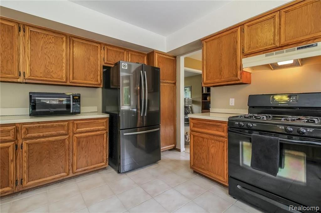 1369 Lomas Verdes Rochester Hills, MI 48306 - Photo 15 of 41