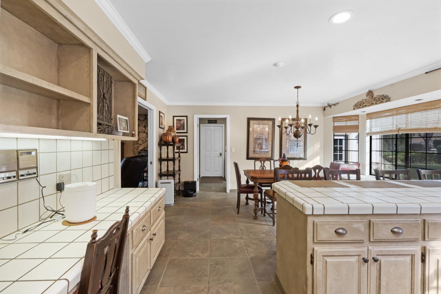 300 Foothill Road Hollister, CA 95023 - Photo 42 of 158 Gallery Image 42