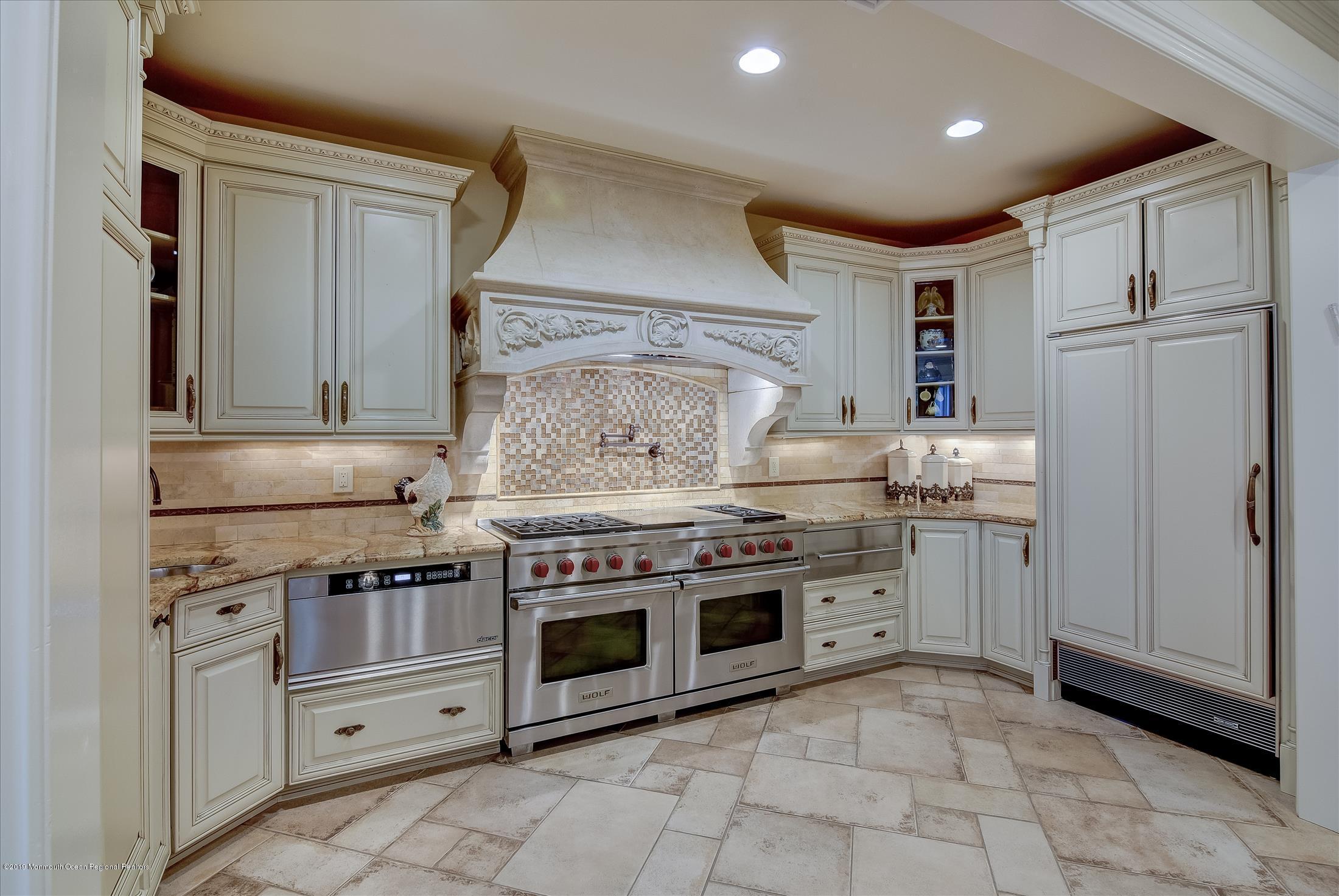 235 Deerfield Road Morganville, NJ 07751 - Photo 20 of 70 Kitchen (5)