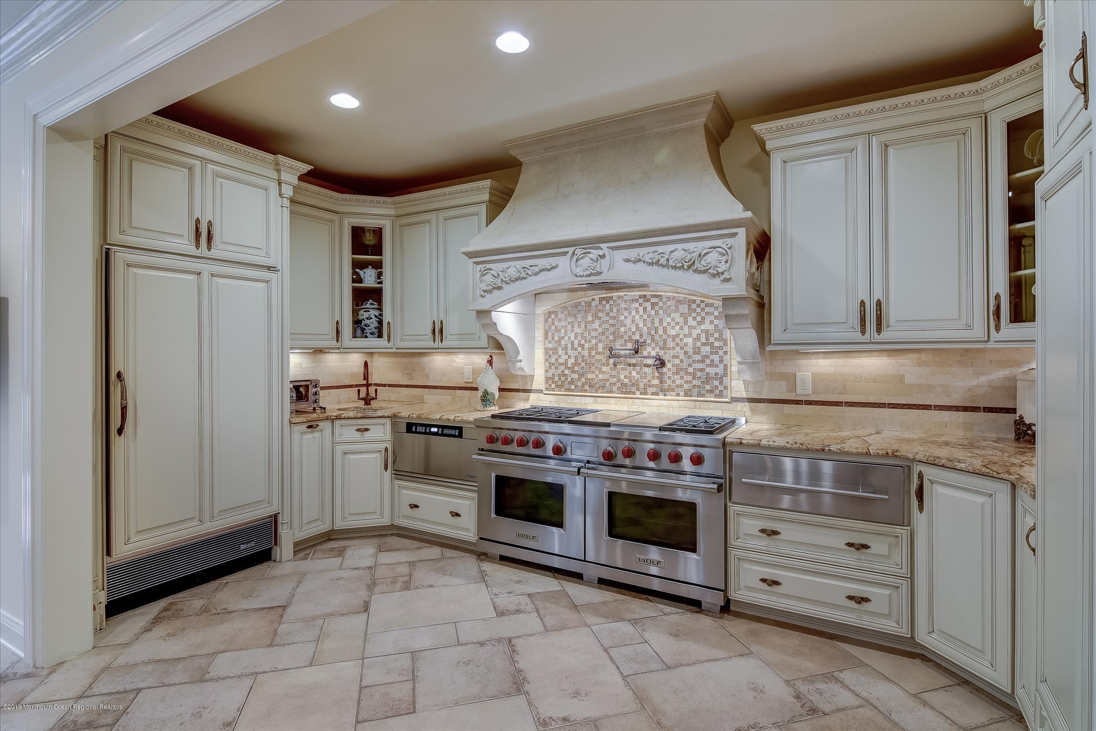 235 Deerfield Road Morganville, NJ 07751 - Photo 21 of 70 Kitchen (4)