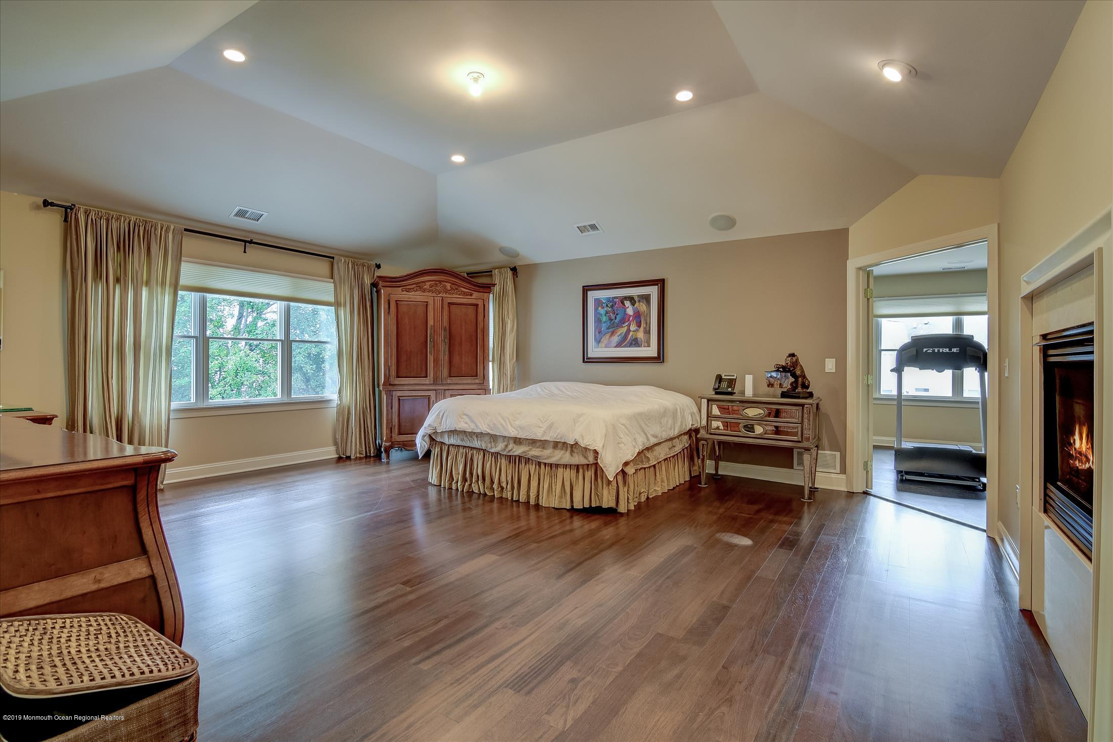 235 Deerfield Road Morganville, NJ 07751 - Photo 32 of 70 Master Retreat