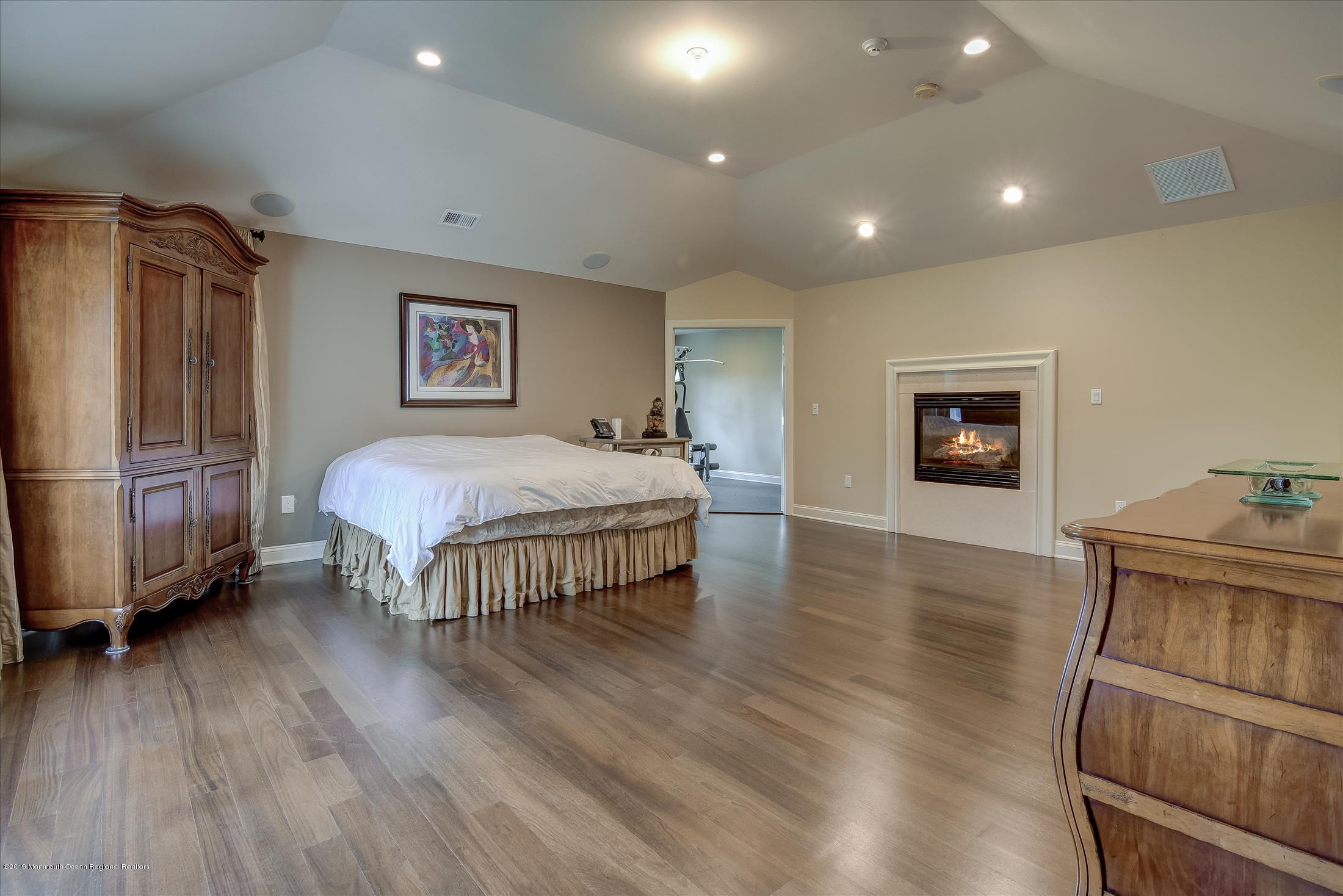 235 Deerfield Road Morganville, NJ 07751 - Photo 33 of 70 Master Retreat (2)
