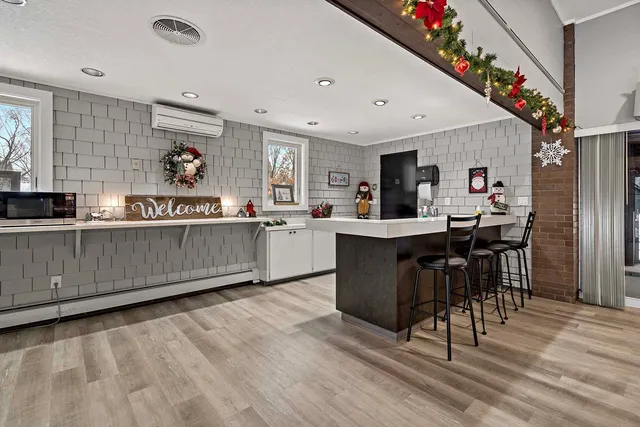 $120,000 | 2800 Hamline Avenue North, Unit 112, Roseville, MN 55113