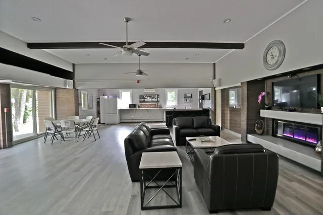 $120,000 | 2800 Hamline Avenue North, Unit 112, Roseville, MN 55113