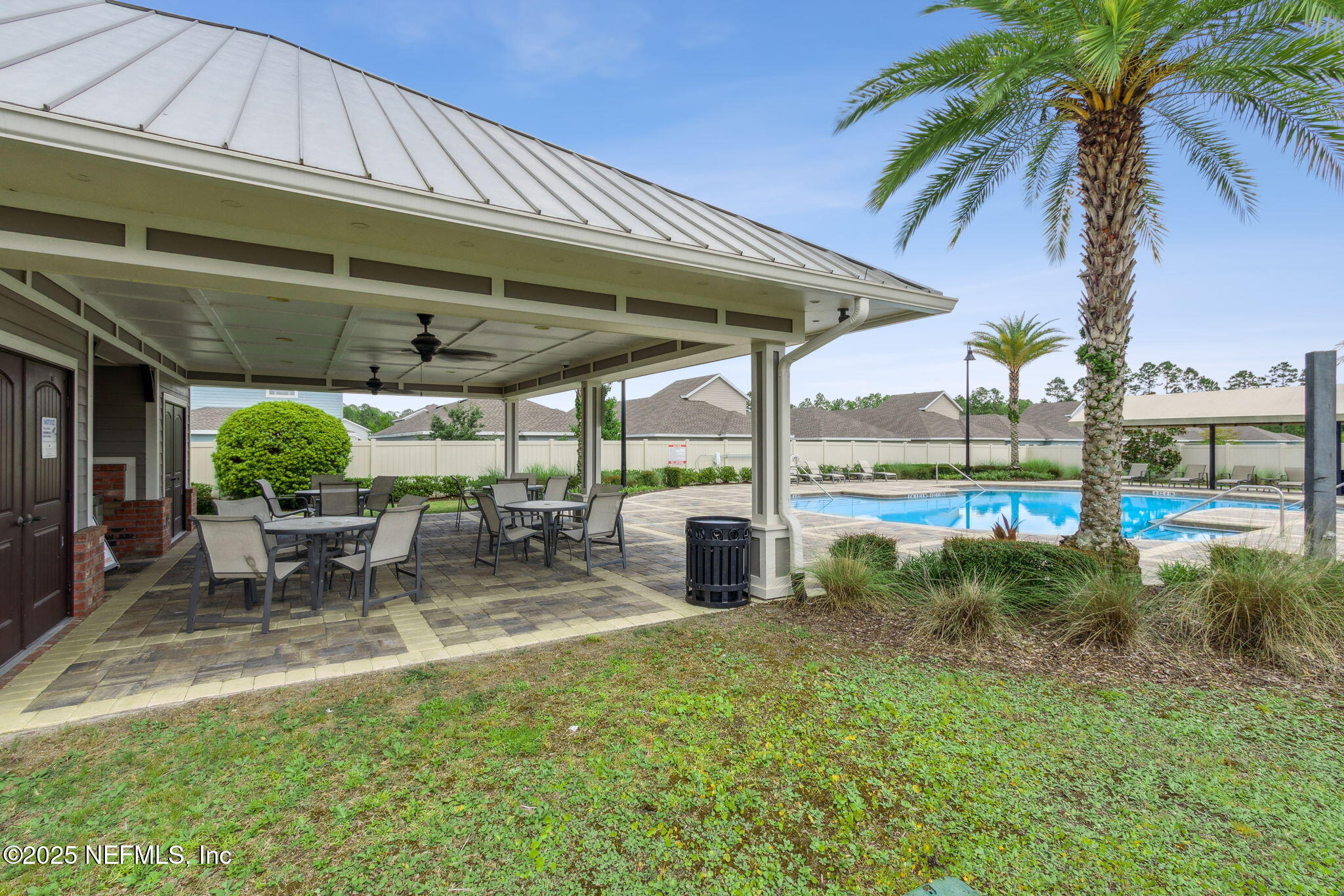 7940 Merchants Way Jacksonville, FL 32222 - Photo 43 of 51 a view of a backyard with a sitting area