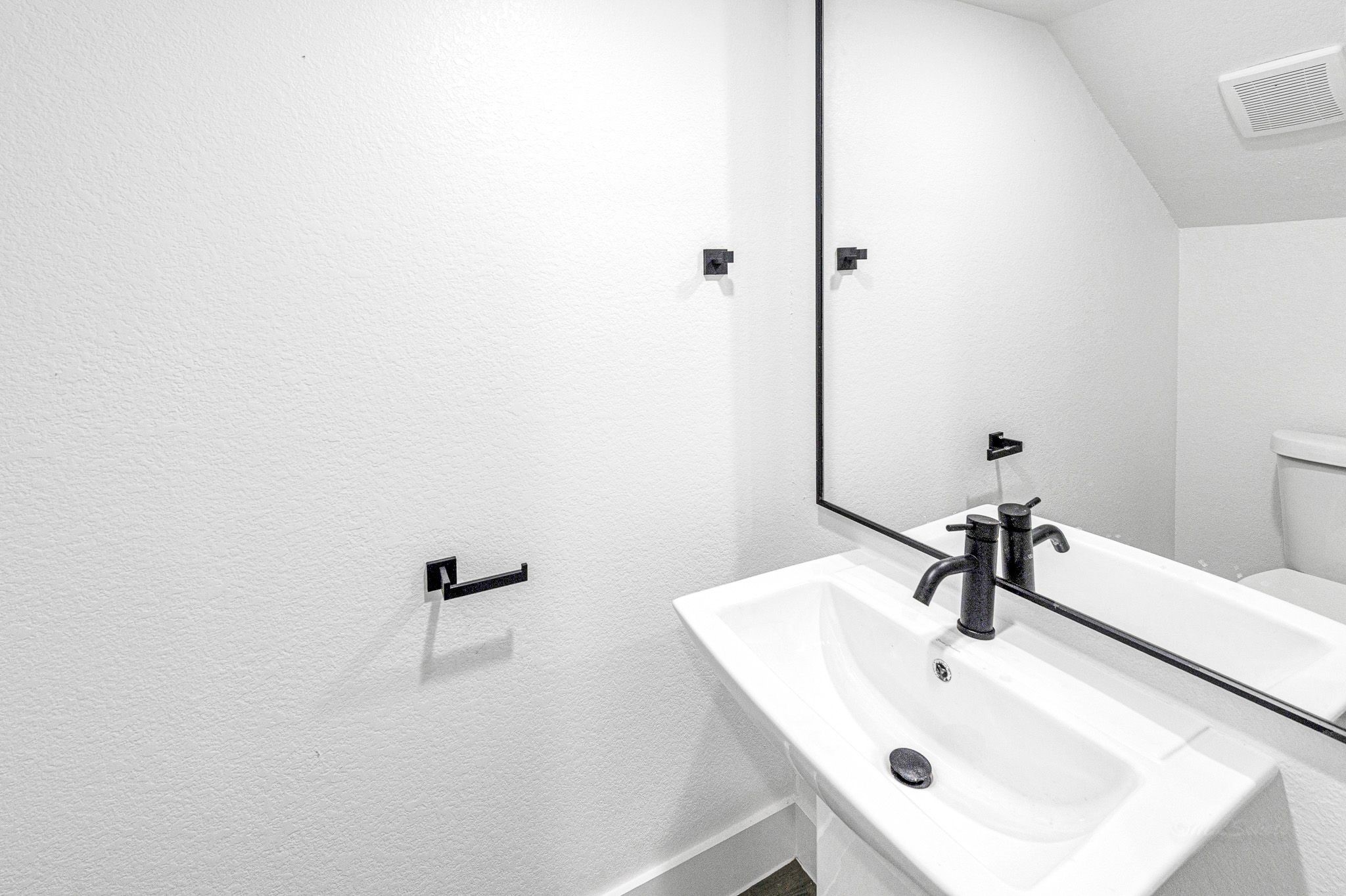 1025 20th Street Hempstead, TX 77445 - Photo 10 of 23