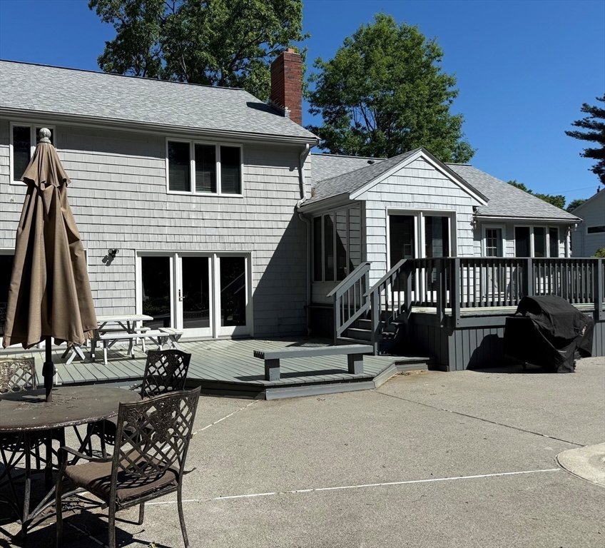 22 Phinney Road, Unit 1 Lexington, MA 02421 - Photo 10 of 11