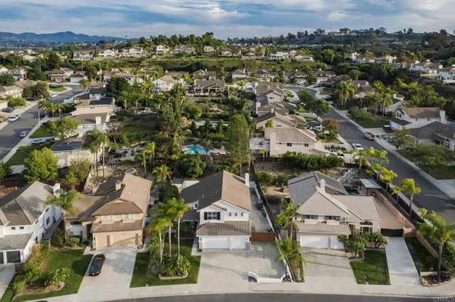 $1,149,000 | 5010 Palmera Drive, Oceanside, CA 92056