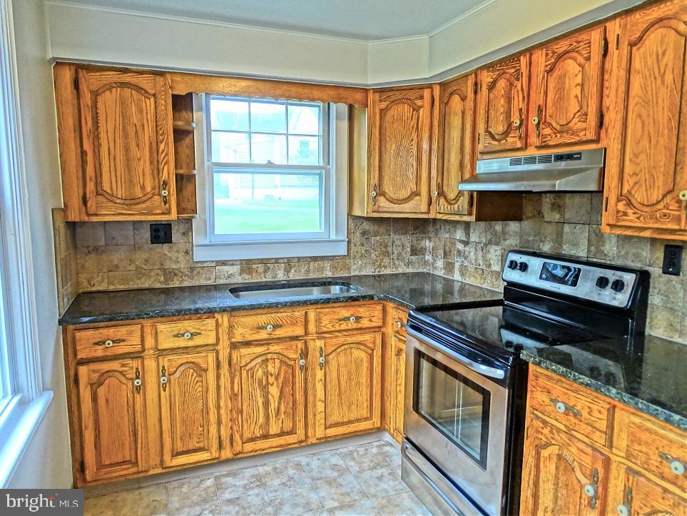 309 Pennwyn Place Reading, PA 19607 - Photo 12 of 25 Gallery Image 12