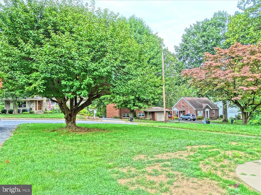 309 Pennwyn Place Reading, PA 19607 - Photo 21 of 25 Gallery Image 21