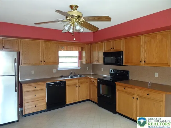 $597,000 | 4435 Steuben Road, Bethlehem, PA 18020