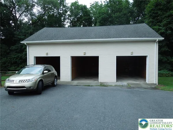 $597,000 | 4435 Steuben Road, Bethlehem, PA 18020