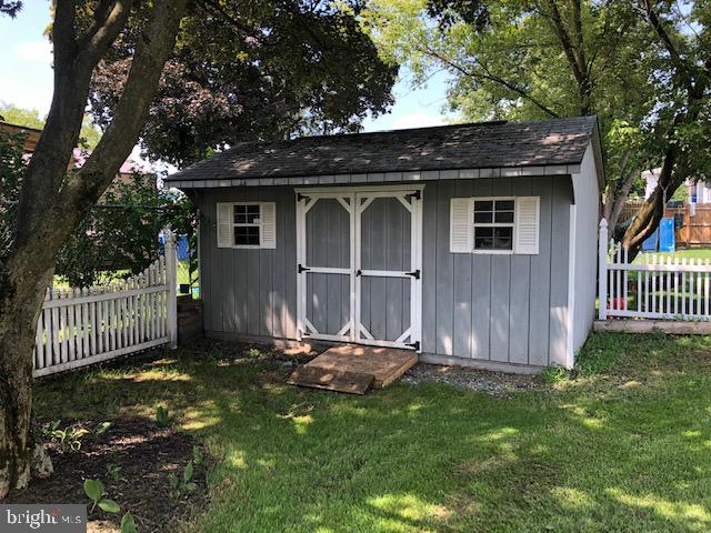1513 Frush Valley Road Reading, PA 19605 - Photo 4 of 14