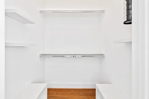 $3,500 | 10943 Grove Tree Lane, Houston, TX 77043