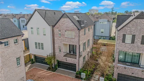 $3,500 | 10943 Grove Tree Lane, Houston, TX 77043