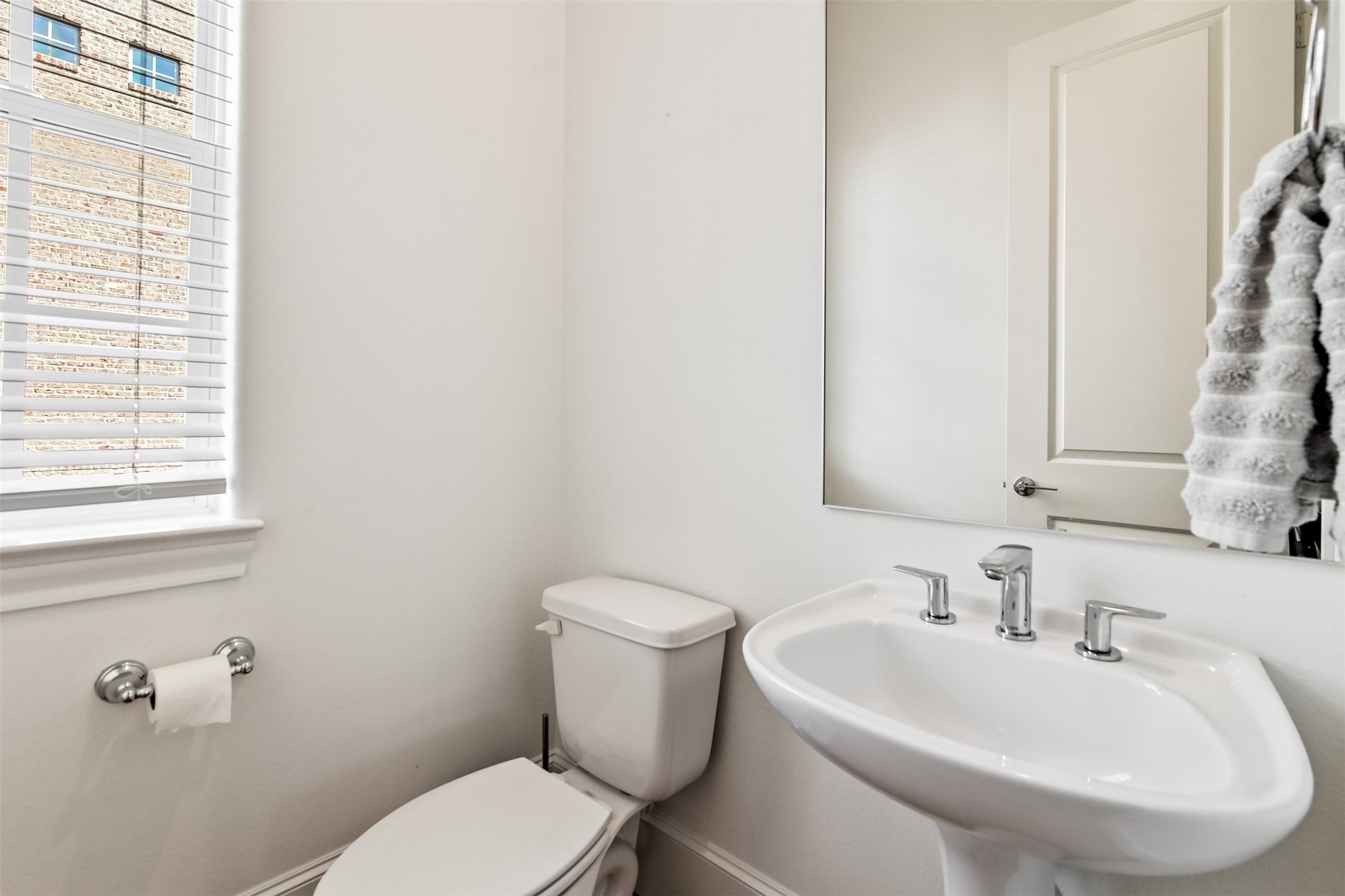 10943 Grove Tree Lane Houston, TX 77043 - Photo 23 of 31