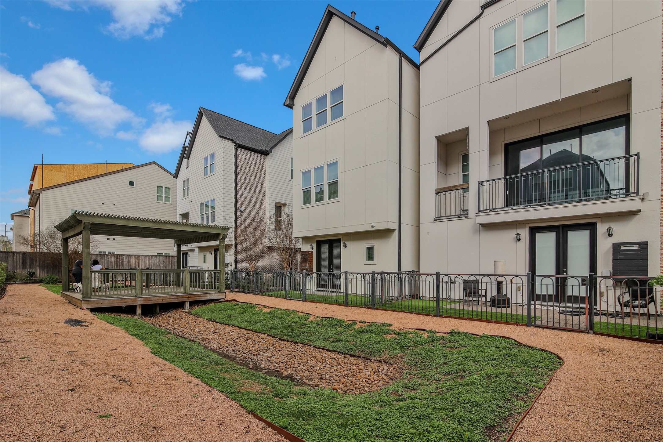 10943 Grove Tree Lane Houston, TX 77043 - Photo 28 of 31