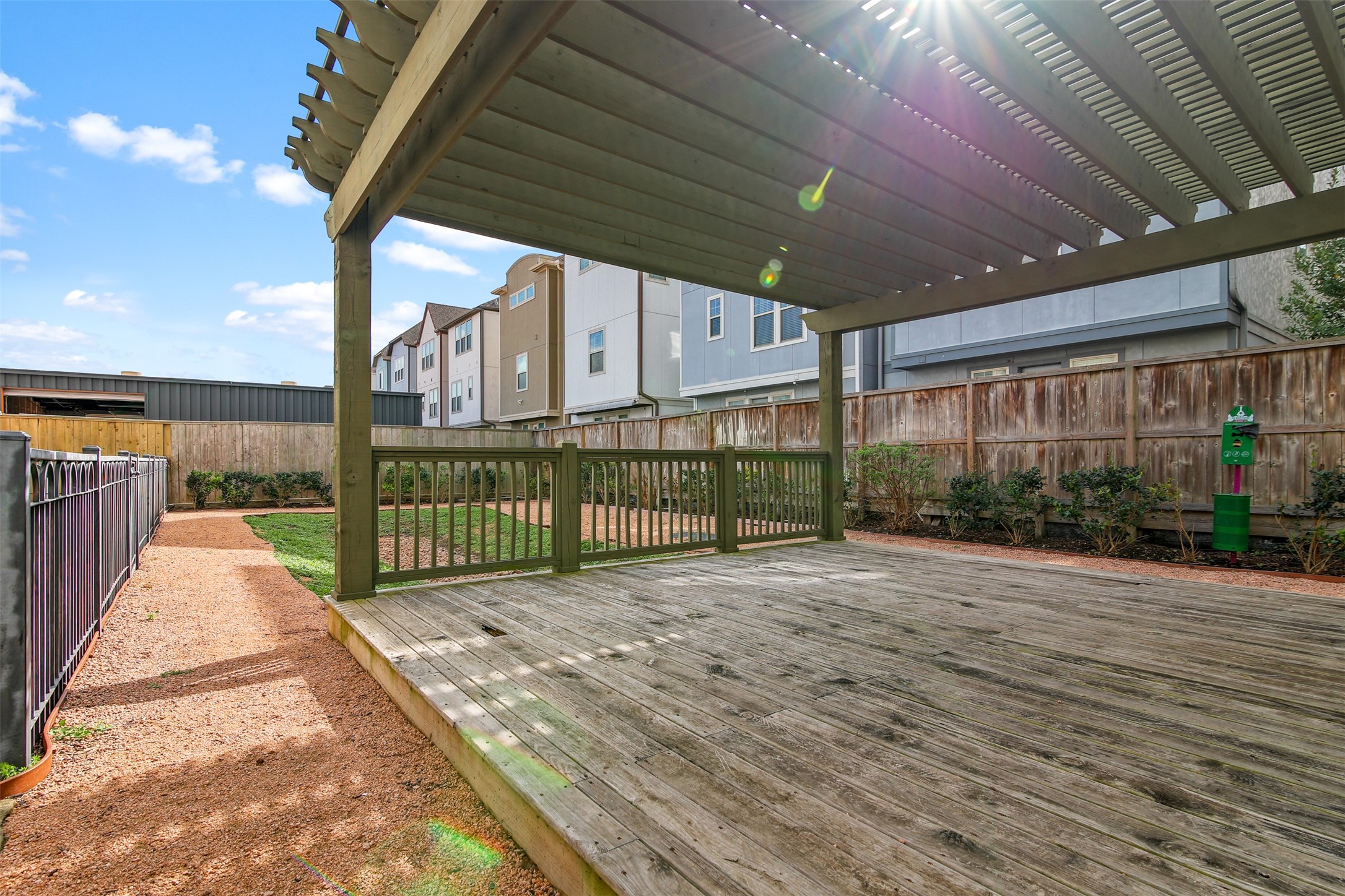 10943 Grove Tree Lane Houston, TX 77043 - Photo 29 of 31