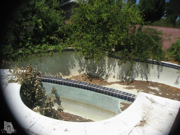 7839 Bothwell Road Reseda, CA 91335 - Photo 5 of 19 Additional Photo