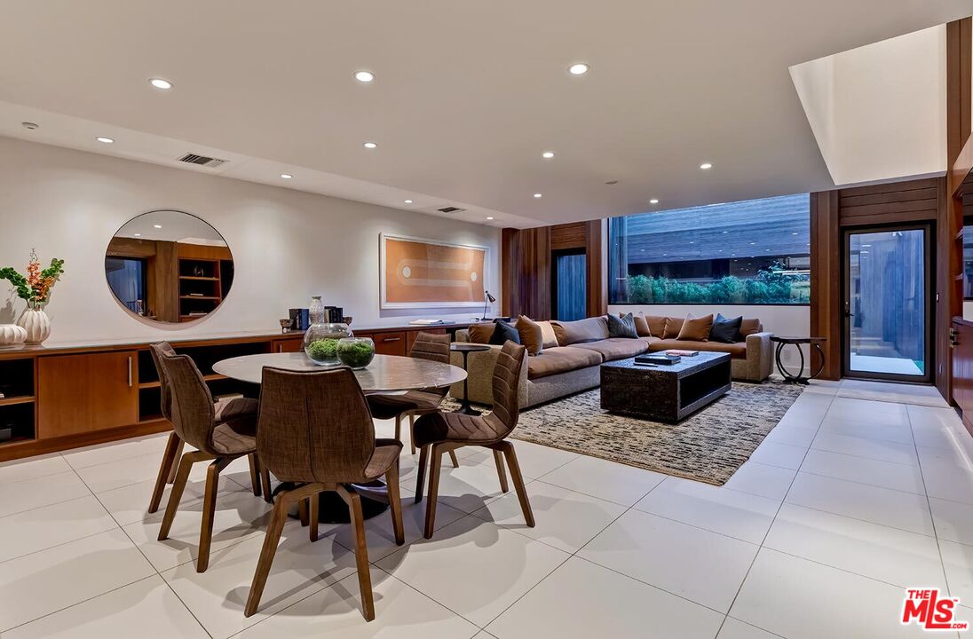 604 North Alpine Drive Beverly Hills, CA 90210 - Photo 14 of 29